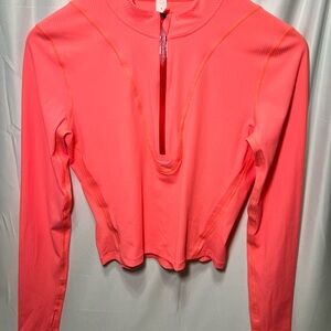 Lululemon Gloss Trim 1/2 zip long sleeve shirt